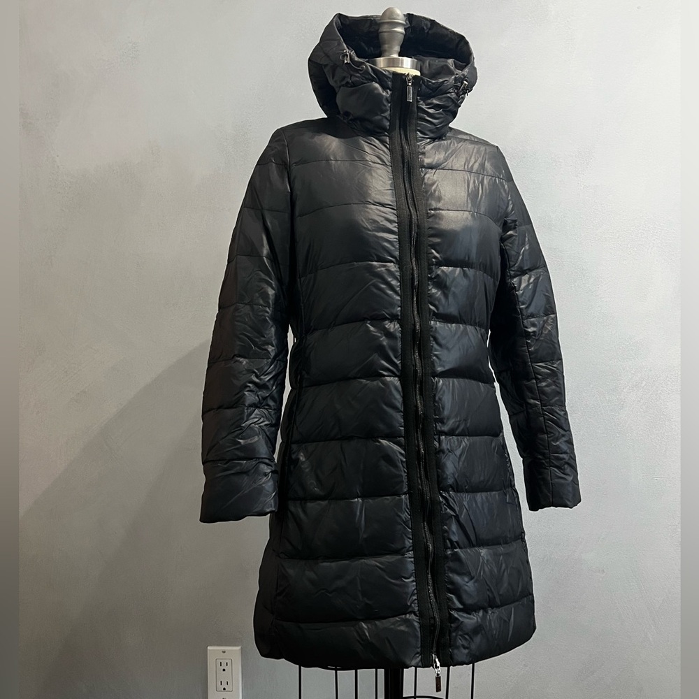 MONCLER Down Coat hooded puffy